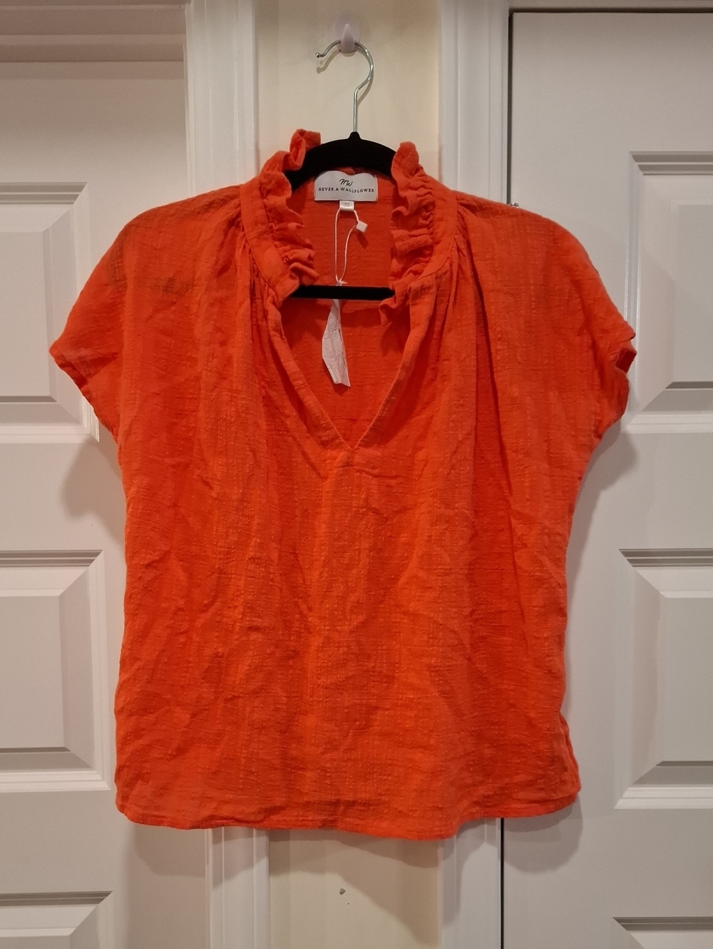New Never A Wallflower Orange Gauze Blouse Size XS